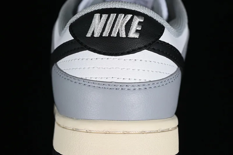 All Categories Nk SB Dunk Series Nk SB Dunk Low Low-top Sneakers Special Price Nk Dunk Low "Light Smoke Grey" White Gray SB Low-top Sports and Leisure Sneakers DD1503-117